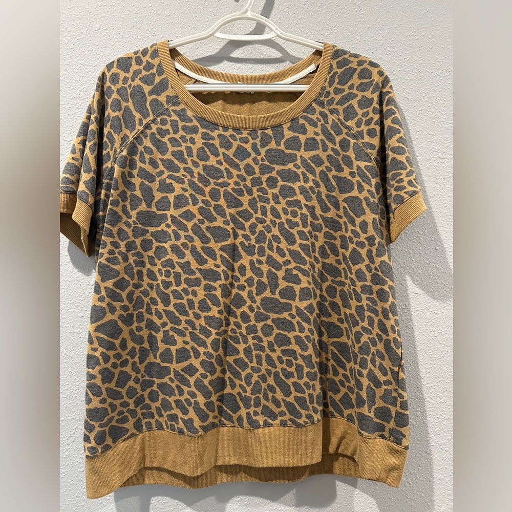 Jane and Delancey size Medium leopard soft top